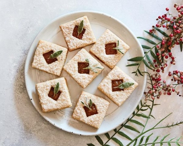 Spiced pineapple Linzer cookies