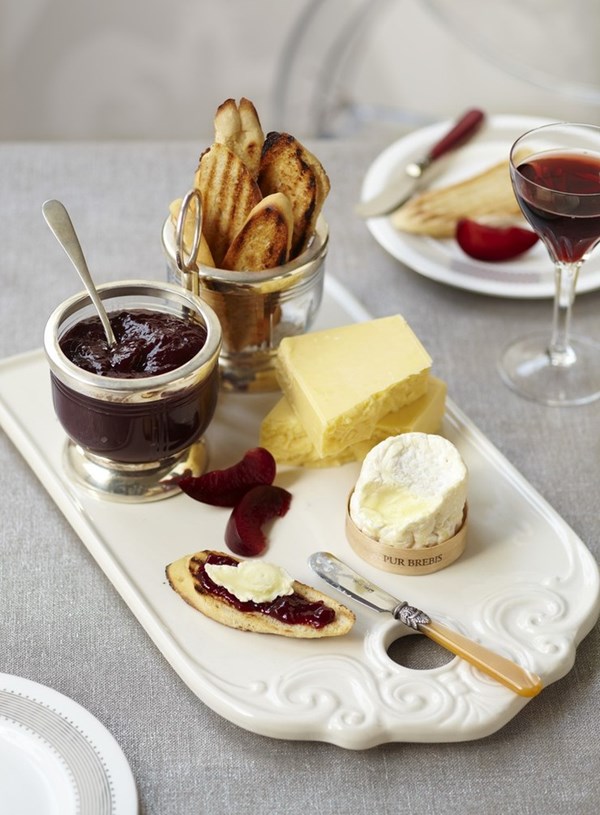 Spiced plum and blackberry paste