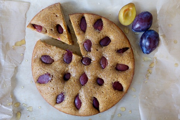 Spiced plum cake