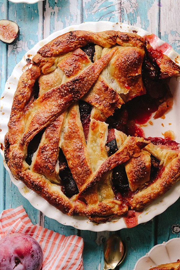 Spiced plum fig pie