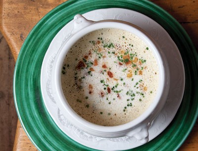 Spiced potato soup (Kartoffelrahmsuppe)