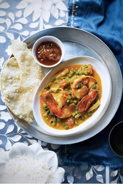 Spiced prawn and pea ragout