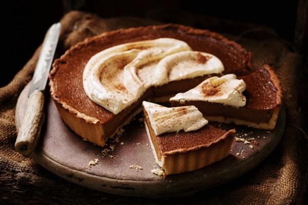 Spiced pumpkin pie