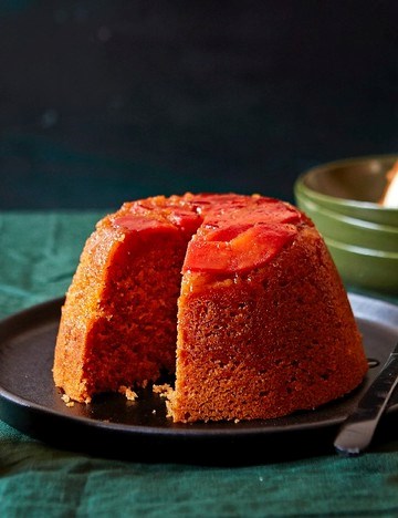 Spiced quince and almond steamed pudding