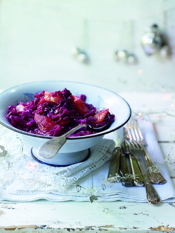 Spiced red cabbage