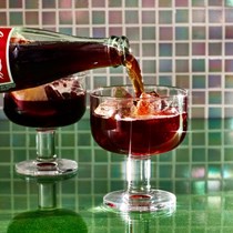 Spiced red wine and Coke (Kalimotxo)