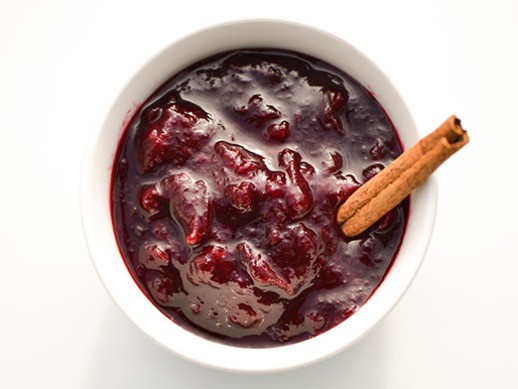 Spiced red wine cranberry sauce