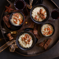 Spiced rice payasam with ginger cake
