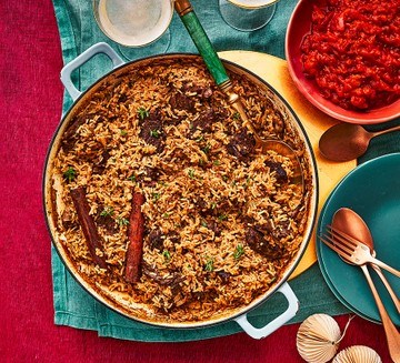Spiced rice with beef