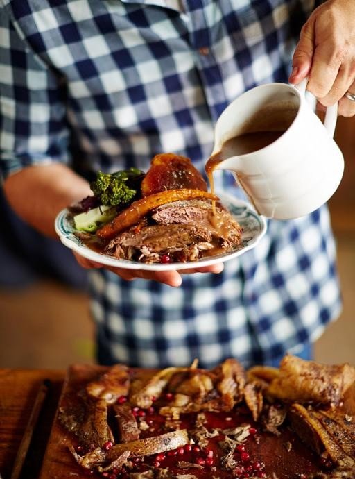 Spiced roast goose