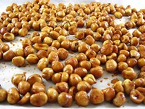 Spiced roasted hazelnuts