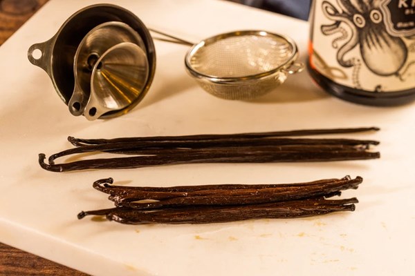 Spiced rum double fold blend [vanilla extract]