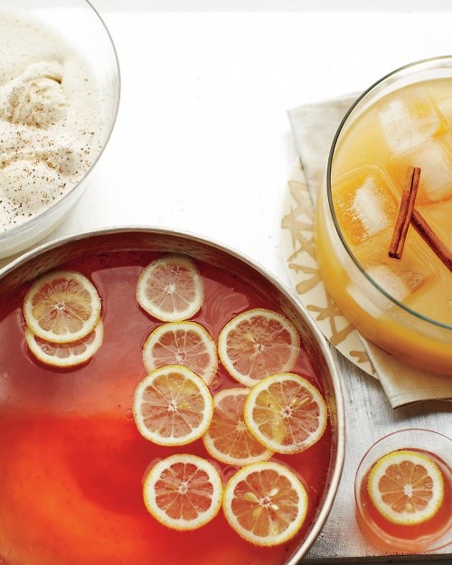 Spiced rum punch