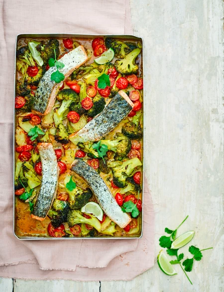 Spiced salmon traybake