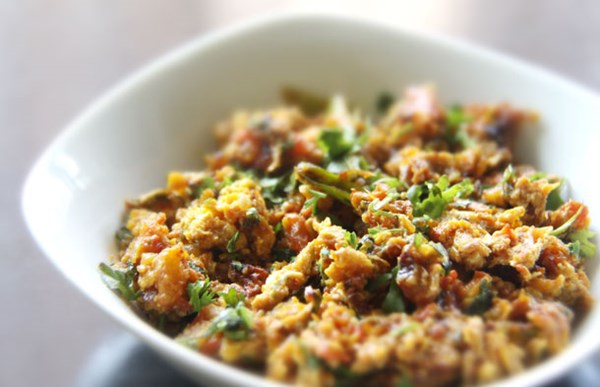 Spiced scrambled eggs (Anda bhurgi)