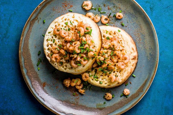 Spiced shrimp crumpets
