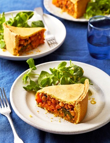 Spiced squash, chickpea and spinach pie