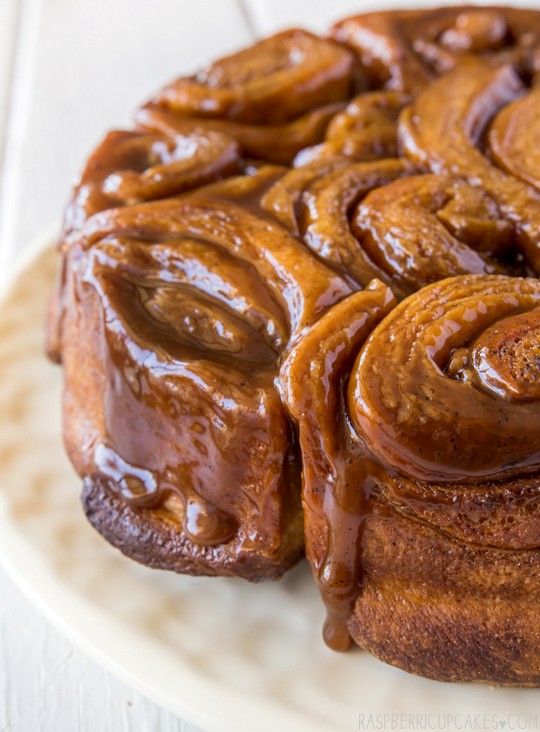 Spiced sticky buns