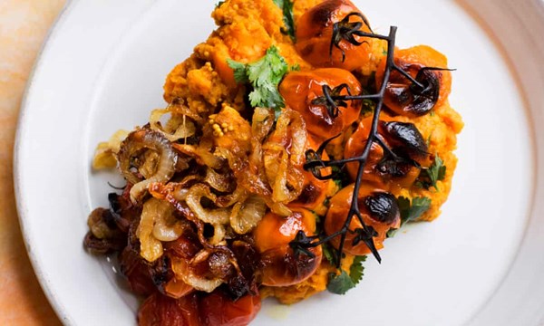 Spiced sweet potato, roast tomato