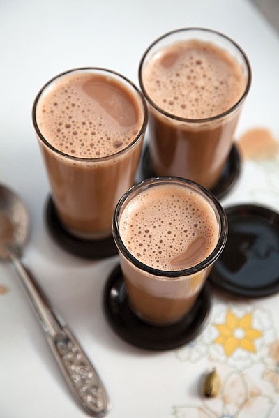  Spiced tea (Masala chai) 