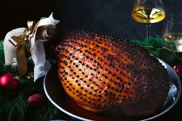 Spiced toffee apple glazed ham