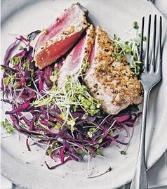 Spiced tuna with hot winter slaw