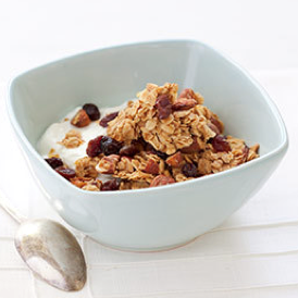Spiced walnut granola with dried apple