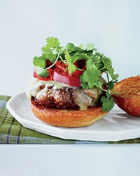 Spicy 50/50 burgers