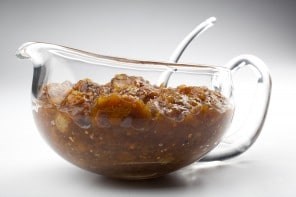 Spicy apricot peach chutney