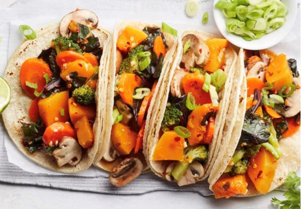 Spicy Asian tacos 