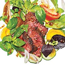 Spicy basil-beef salad