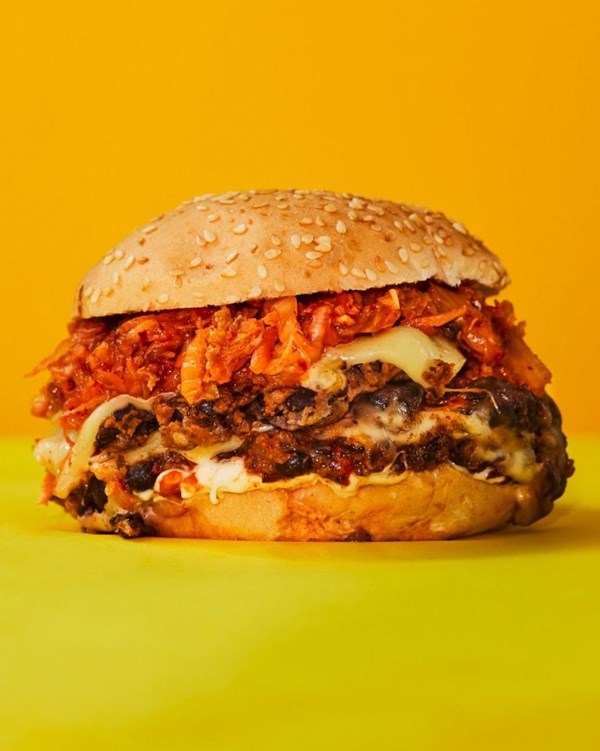 Spicy bean smash burgers
