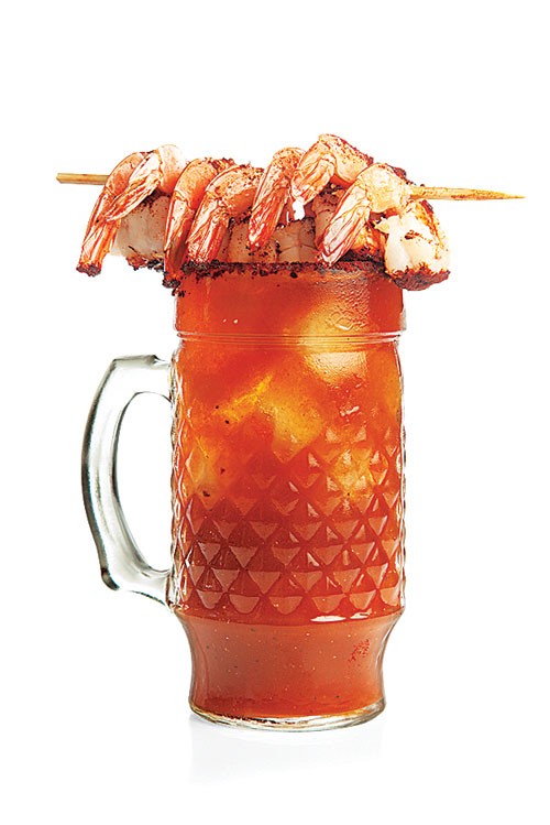 Spicy beer cocktail with shrimp (Michelada con camarones)