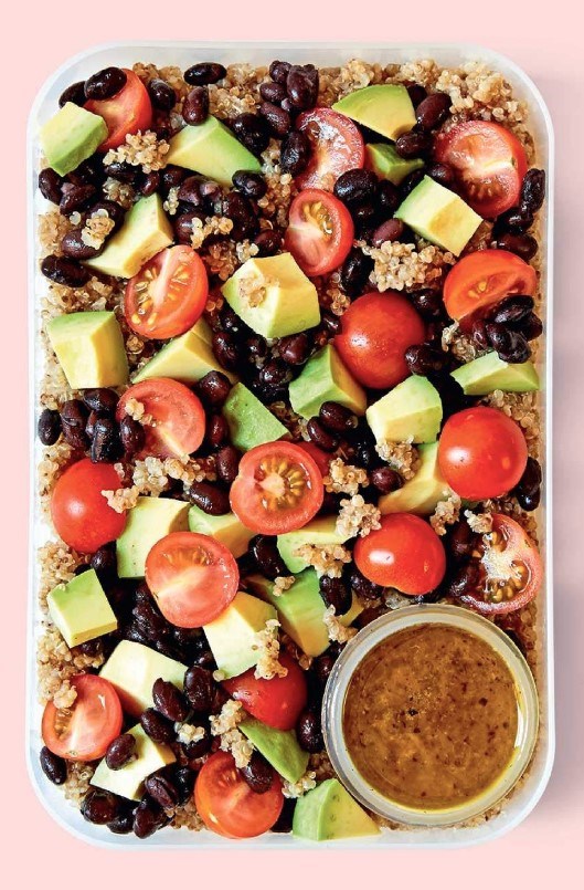 Spicy black bean & quinoa salad 