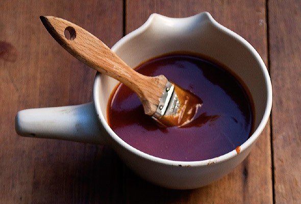 Spicy bourbon barbecue sauce