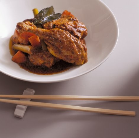 Spicy braised duck and yam curry