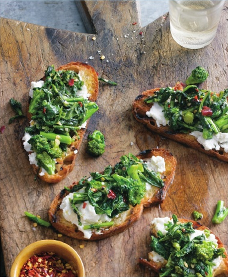 Spicy broccoli rabe bruschetta