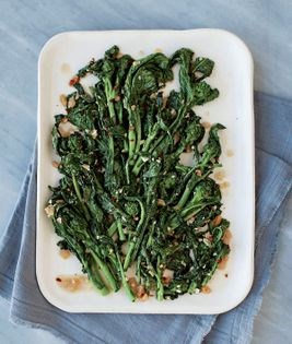 Spicy broccoli rabe with anchovy and preserved lemon