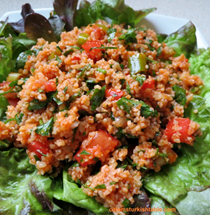 Spicy bulgur wheat salad with pomegranate molasses (Kisir)