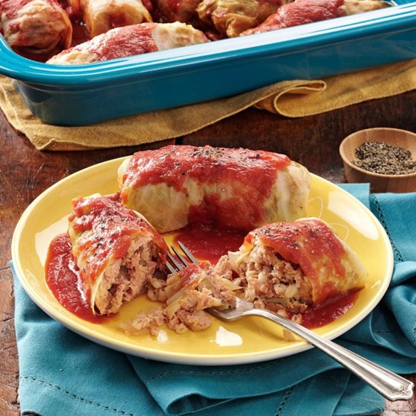 Spicy cabbage rolls