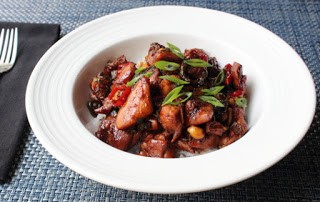 Spicy caramel chicken (Sticky spicy chicken)
