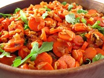 Spicy carrot salad with pilpelchuma