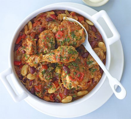 Spicy chicken and bean stew