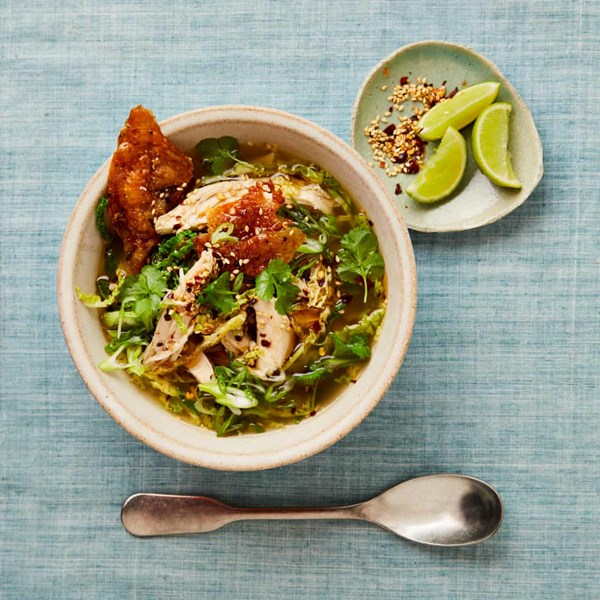 Spicy chicken and cabbage soup