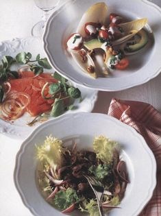Spicy chicken and frisée salad