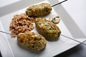 Spicy chicken kebabs (Shami kebabs)