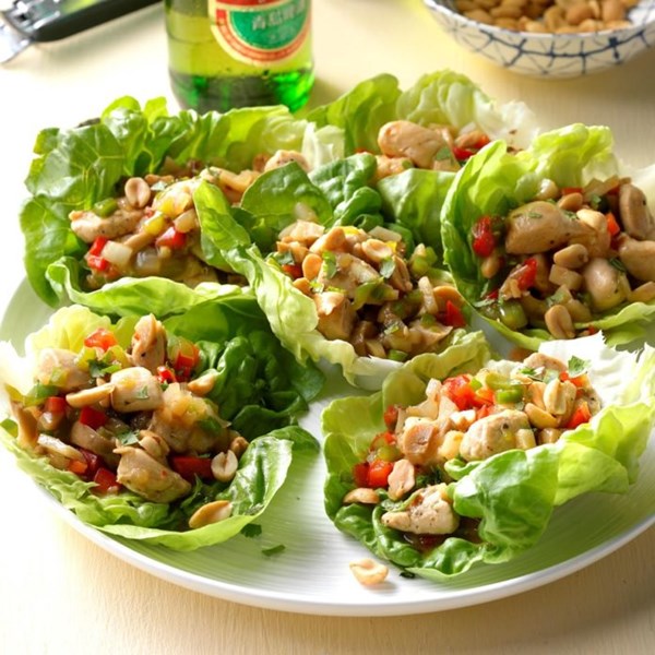 Spicy chicken lettuce wraps