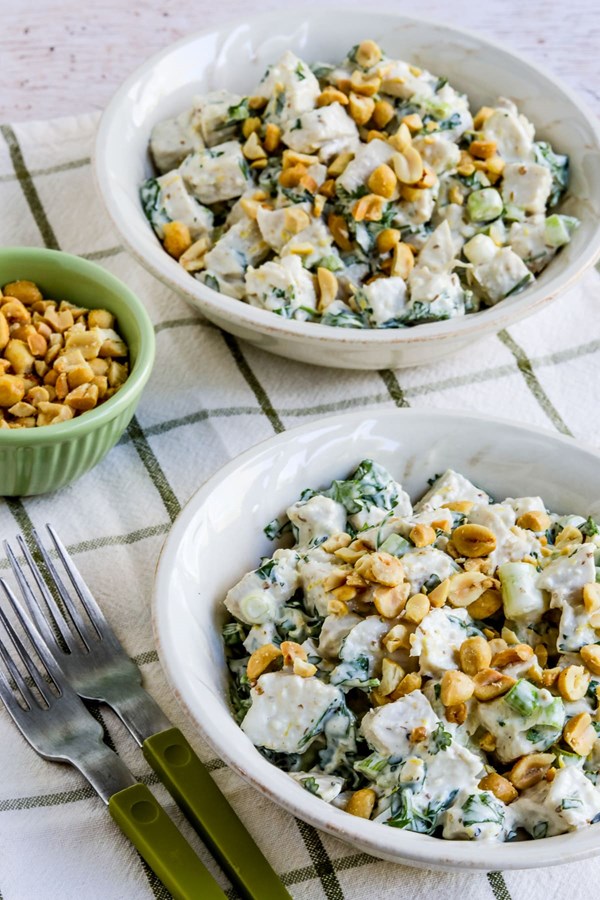 Spicy chicken salad with ginger and lemon