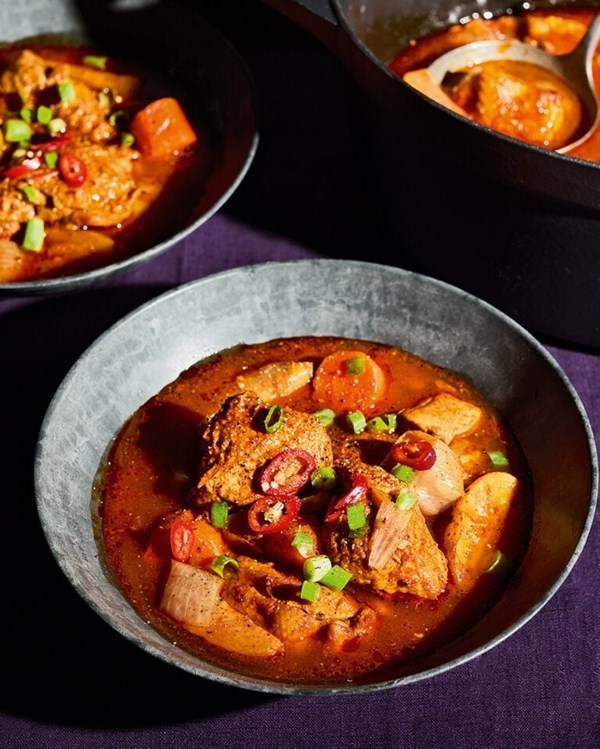 Spicy chicken stew (Dak bokkeum tang)