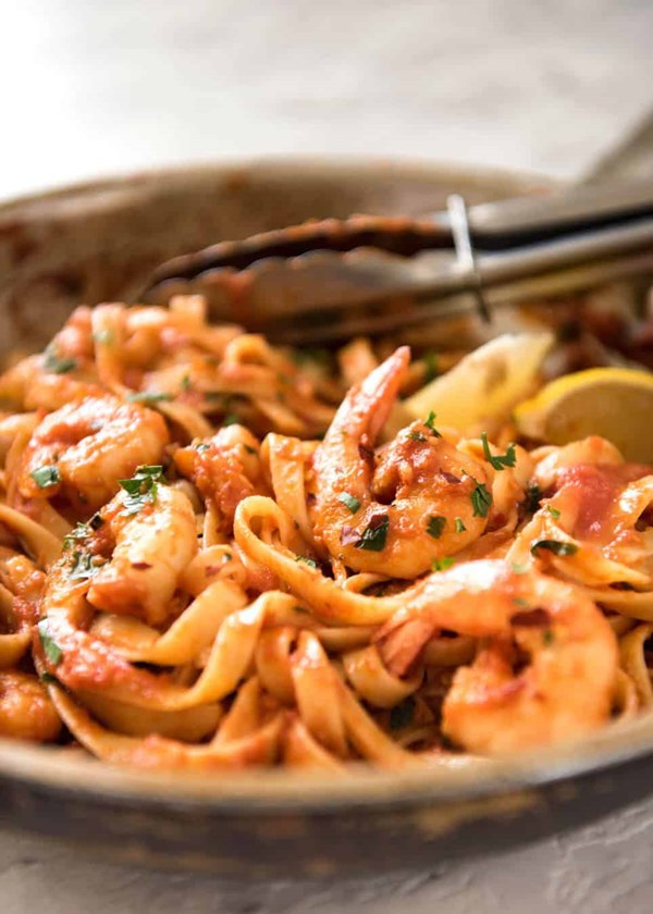 Spicy chilli prawn (shrimp) pasta
